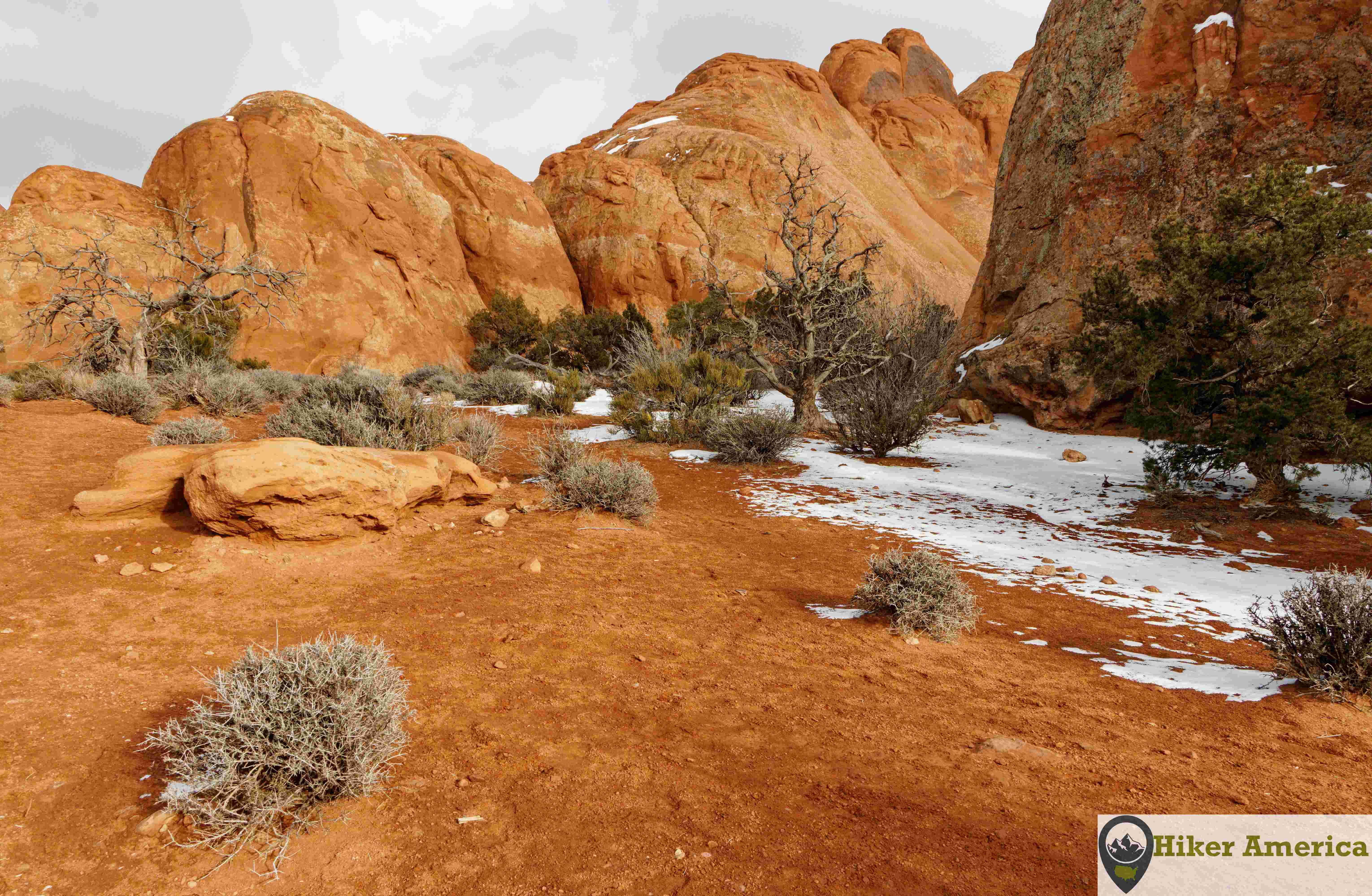 Skyline Arch Trail hiking trail view